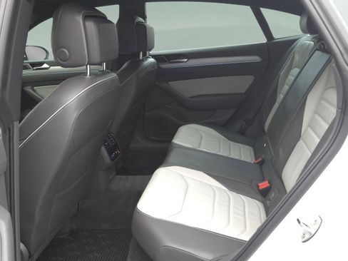 Used 2019 Volkswagen Arteon SEL Premium image 10