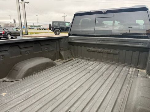 Used 2024 GMC Sierra 2500 Denali Ultimate w/ Snow Plow Prep/Camper Package image 6
