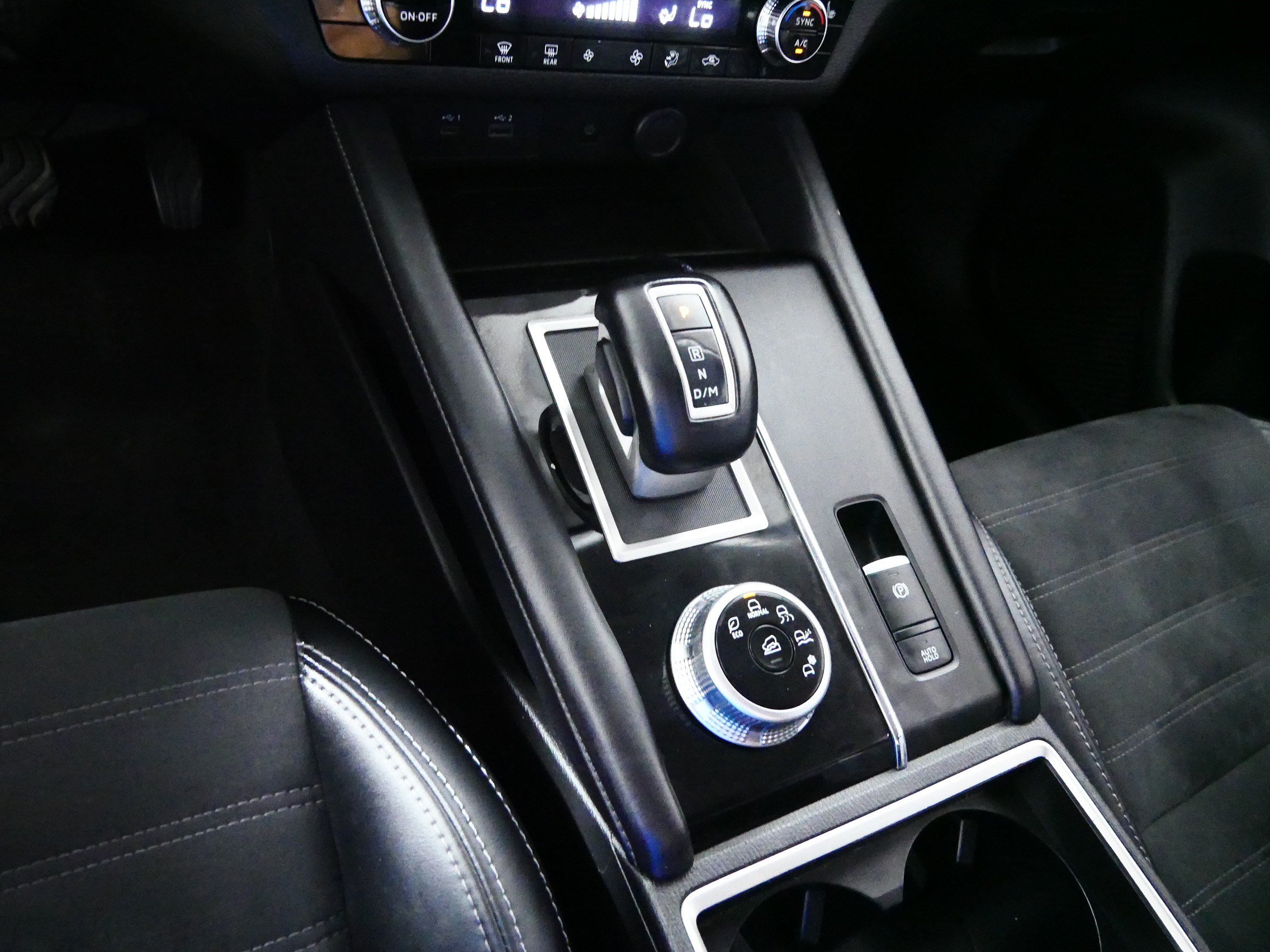 Used 2024 Mitsubishi Outlander SE FWD image 24