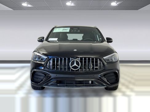 New 2026 Mercedes-Benz GLA 35 AMG 4MATIC image 6