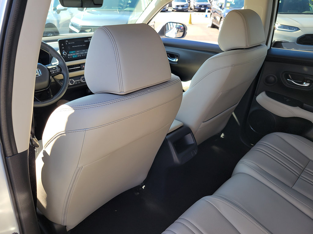 Used 2024 Honda HR-V EX-L image 11