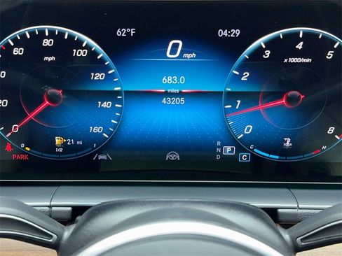 Used 2022 Mercedes-Benz GLE 350 4MATIC w/ AMG Line Exterior image 21