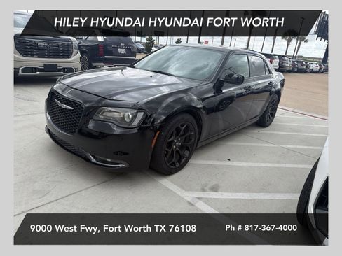 Used 2019 Chrysler 300 S RWD image 1