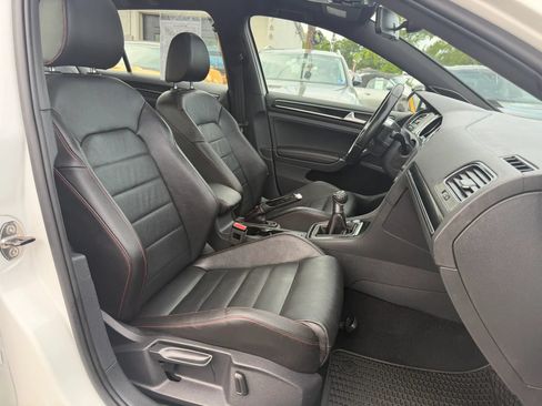 Used 2017 Volkswagen GTI Autobahn FWD image 20