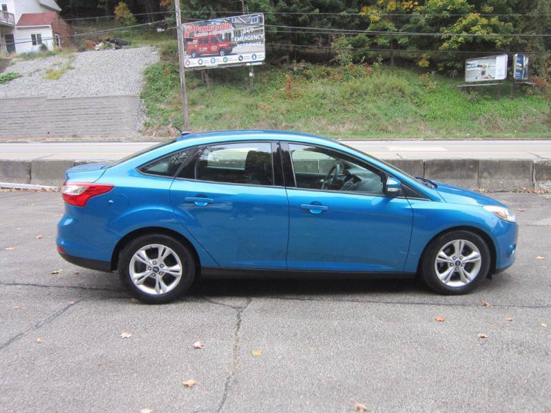 Used 2013 Ford Focus SE FWD image 4