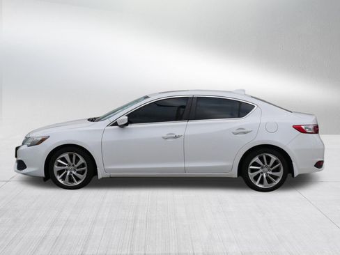 Used 2016 Acura ILX w/ Premium Package FWD image 4