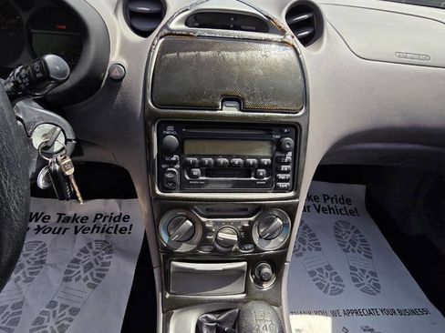Used 2001 Toyota Celica GT FWD image 17