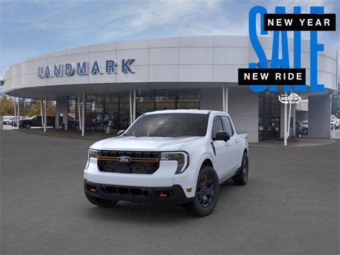 New 2025 Ford Maverick Tremor image 2