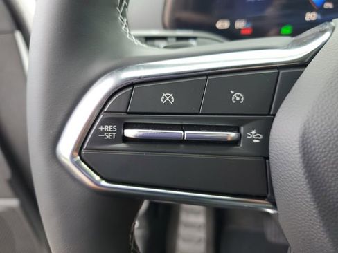 New 2025 Chevrolet Blazer EV LT image 21