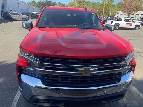 Used 2022 Chevrolet Silverado 1500 LT w/ Safety Package image 5