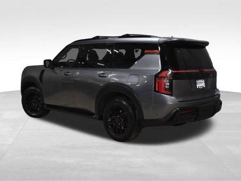 Used 2025 Nissan Armada PRO-4X image 7
