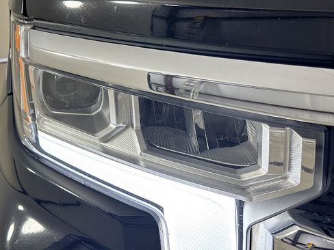 Used 2023 Chevrolet Silverado 1500 LT RWD image 38