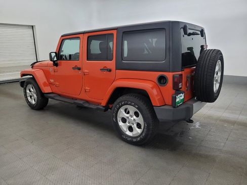 Used 2015 Jeep Wrangler Unlimited Sahara AWD/4WD image 3