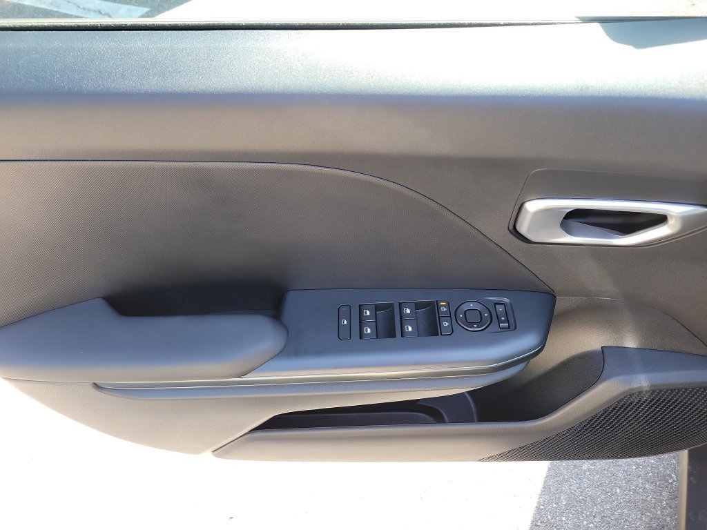 New 2026 Kia K4 FWD image 18