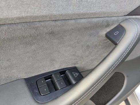 Used 2026 Tesla Model Y 2WD image 13
