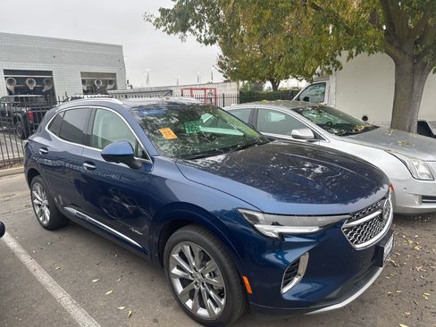 Certified 2023 Buick Envision Avenir image 2