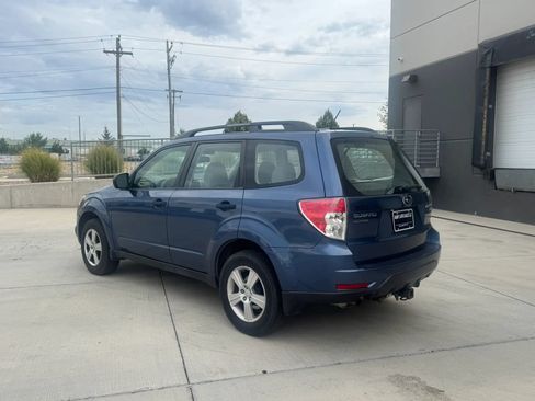 Used 2013 Subaru Forester 2.5X w/ Alloy Wheel Pkg AWD/4WD image 3
