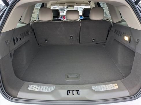 New 2025 Lincoln Nautilus Premier w/ Jet Appearance Package image 8