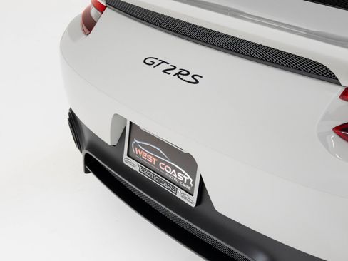 Used 2018 Porsche 911 GT2 RS image 75