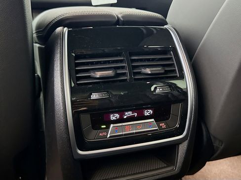 New 2026 BMW X5 xDrive50e w/ Premium Package image 27