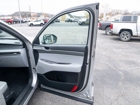 Used 2024 Hyundai Palisade SEL image 13