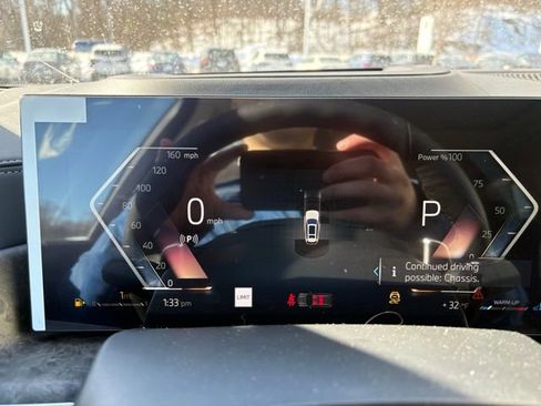 New 2026 BMW X7 xDrive40i w/ Premium Package image 13