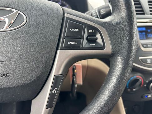 Used 2016 Hyundai Accent SE w/ Option Group 02 FWD image 20