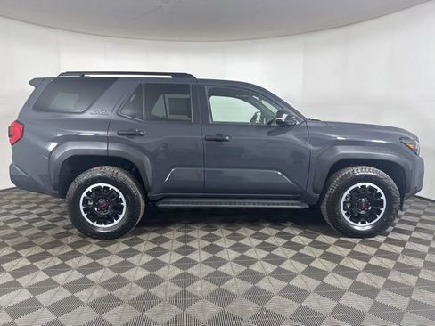 Used 2025 Toyota 4Runner TRD Off-Road image 2