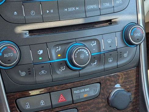 Used 2013 Chevrolet Malibu Eco w/ Navigation Package FWD image 11