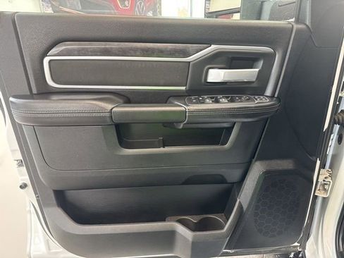 Used 2024 RAM 2500 Big Horn image 16