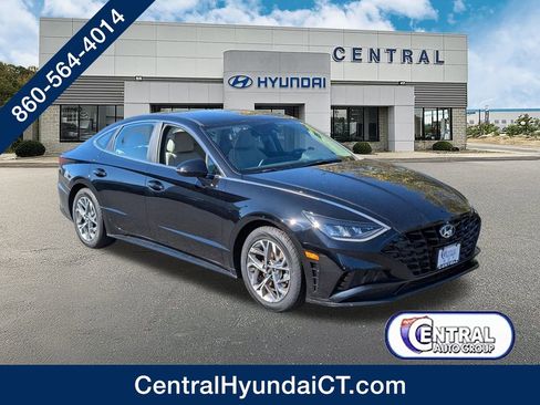 Certified 2023 Hyundai Sonata SEL w/ Cargo Package image 1
