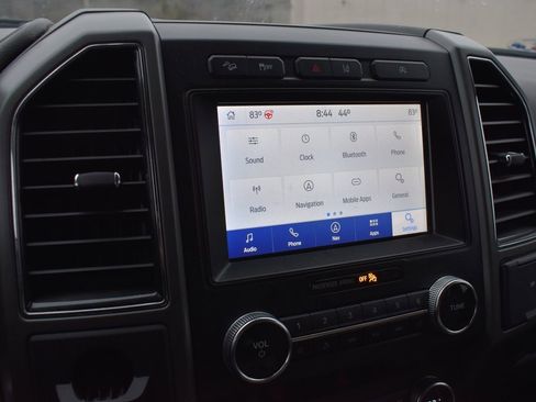 Used 2020 Ford Expedition XLT w/ Equipment Group 202A image 10