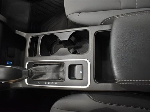 Used 2018 Ford Escape S image 30