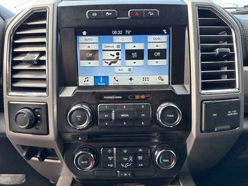 Used 2017 Ford F350 Lariat w/ Chrome Package image 40