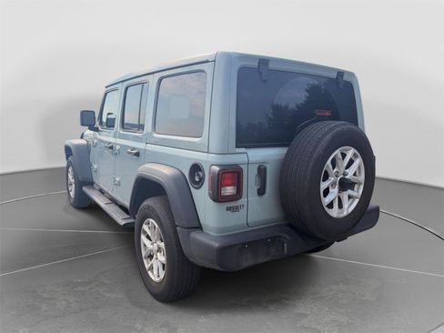 Used 2023 Jeep Wrangler Unlimited Sport w/ Sun And Sound Package AWD/4WD image 2