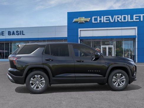 New 2026 Chevrolet Equinox LT w/ Convenience Package II AWD/4WD image 5