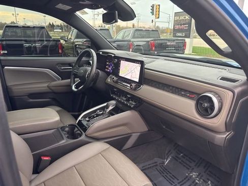 Used 2023 Chevrolet Colorado ZR2 w/ ZR2 Convenience Package III image 47