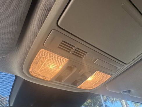 Used 2020 Honda CR-V EX-L image 24