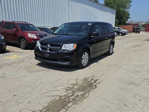 Used 2015 Dodge Grand Caravan SE w/ Quick Order Package 29E SE image 1