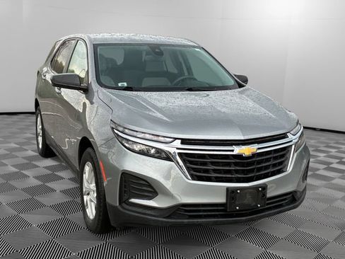 Certified 2023 Chevrolet Equinox LS w/ LS Convenience Package FWD image 7