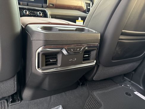 New 2026 GMC Sierra 1500 Denali Ultimate AWD/4WD image 15