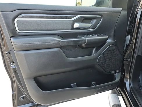 Used 2022 RAM 1500 Big Horn AWD/4WD image 11