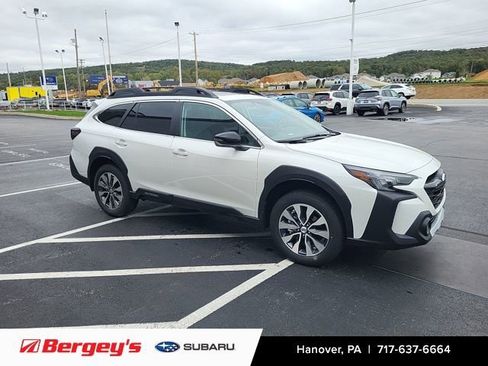 New 2025 Subaru Outback Limited image 5