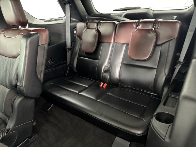 Used 2020 Ford Explorer Platinum w/ Premium Technology Package AWD/4WD image 23