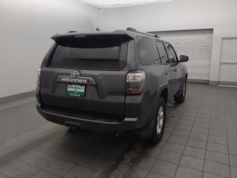 Used 2019 Toyota 4Runner SR5 Premium RWD image 9