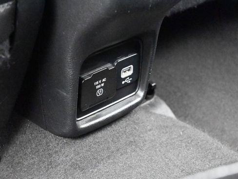 Used 2021 Jeep Compass Latitude w/ Driver Assistance Group image 33