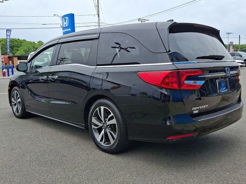 Used 2023 Honda Odyssey Touring image 6
