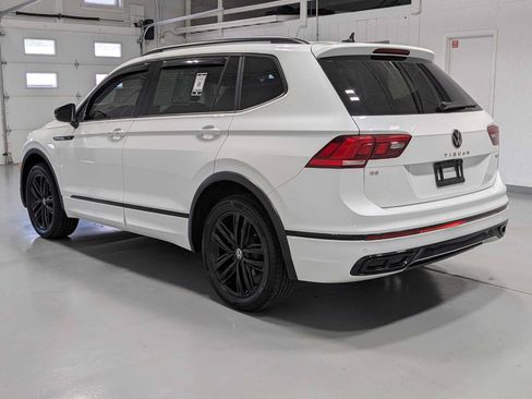 Used 2022 Volkswagen Tiguan SE R-Line AWD/4WD image 10