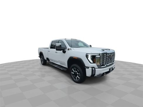Used 2024 GMC Sierra 2500 Denali w/ Denali Reserve Package image 2