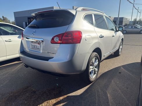 Used 2013 Nissan Rogue SV w/ Premium Pkg AWD/4WD image 5